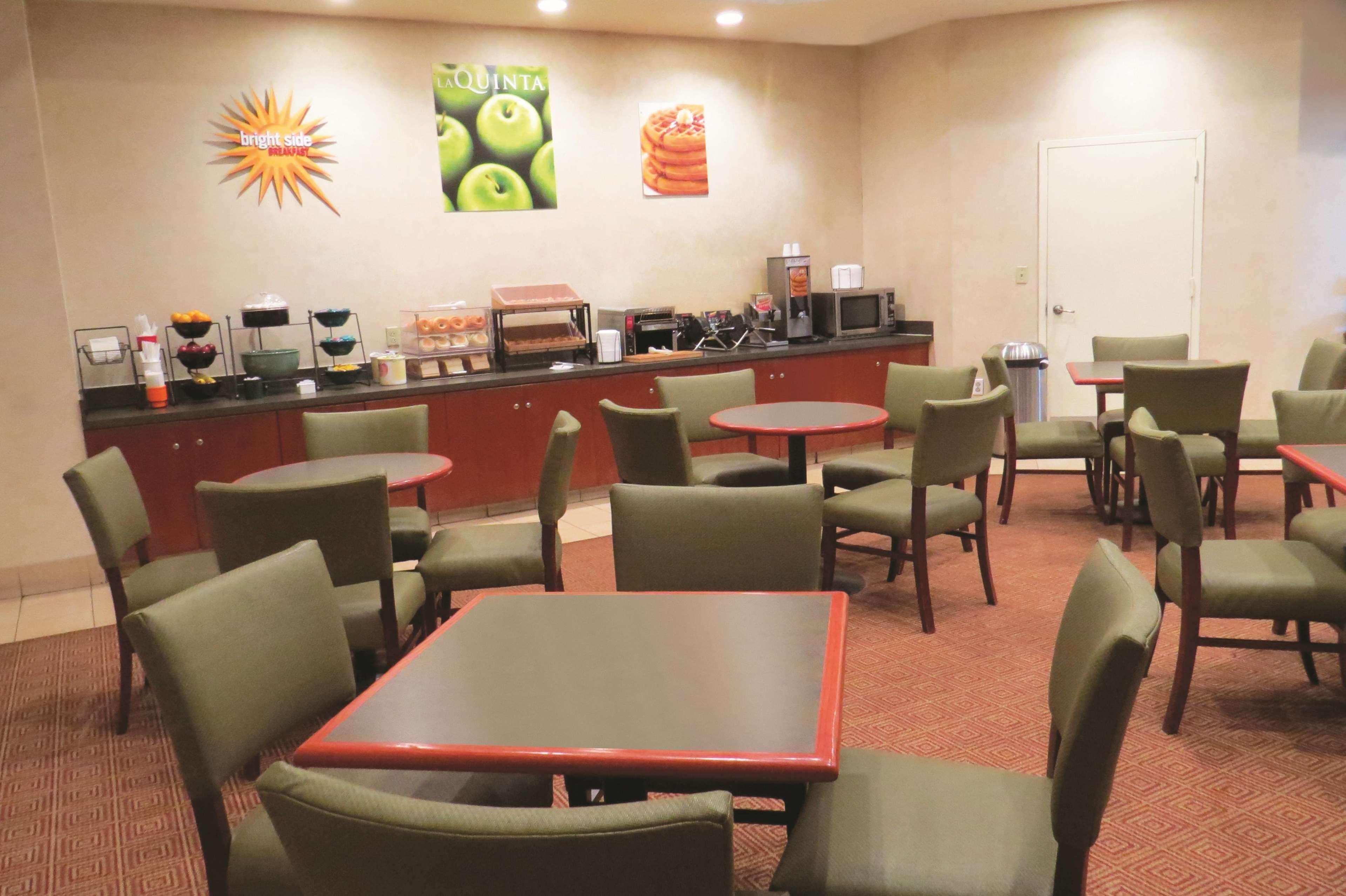 La Quinta By Wyndham Stamford / New York City Zewnętrze zdjęcie