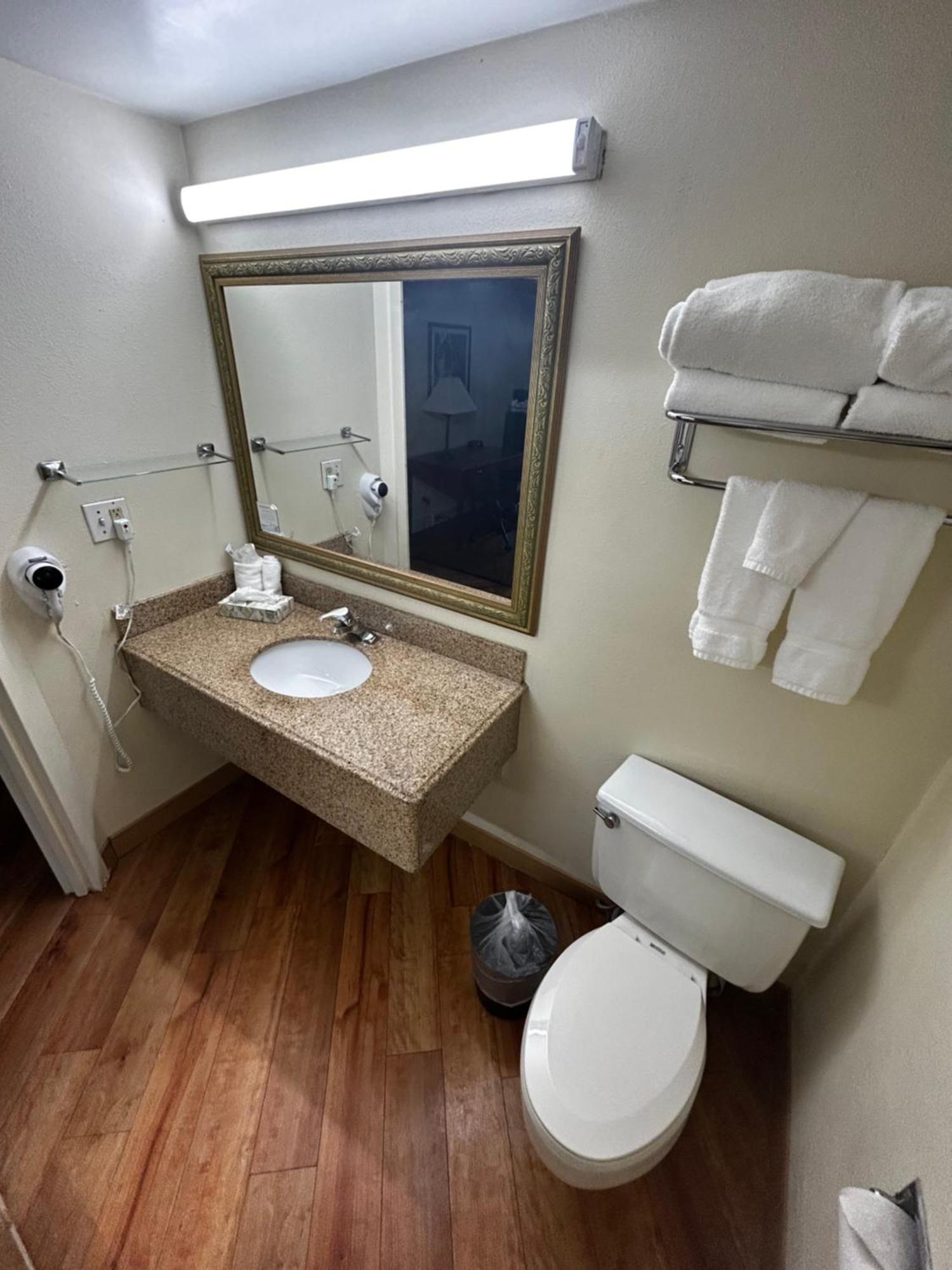 La Quinta By Wyndham Stamford / New York City Zewnętrze zdjęcie