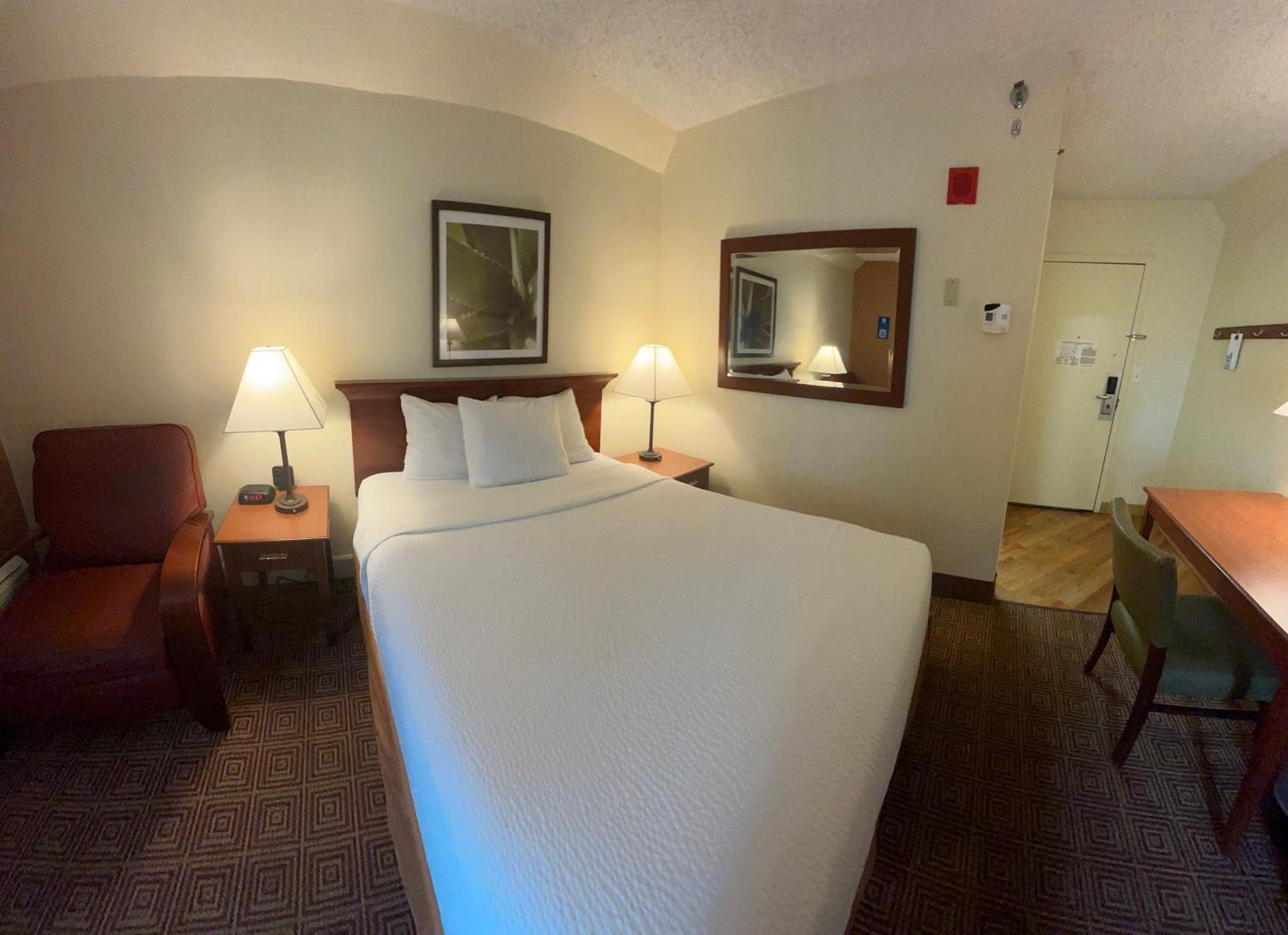 La Quinta By Wyndham Stamford / New York City Zewnętrze zdjęcie